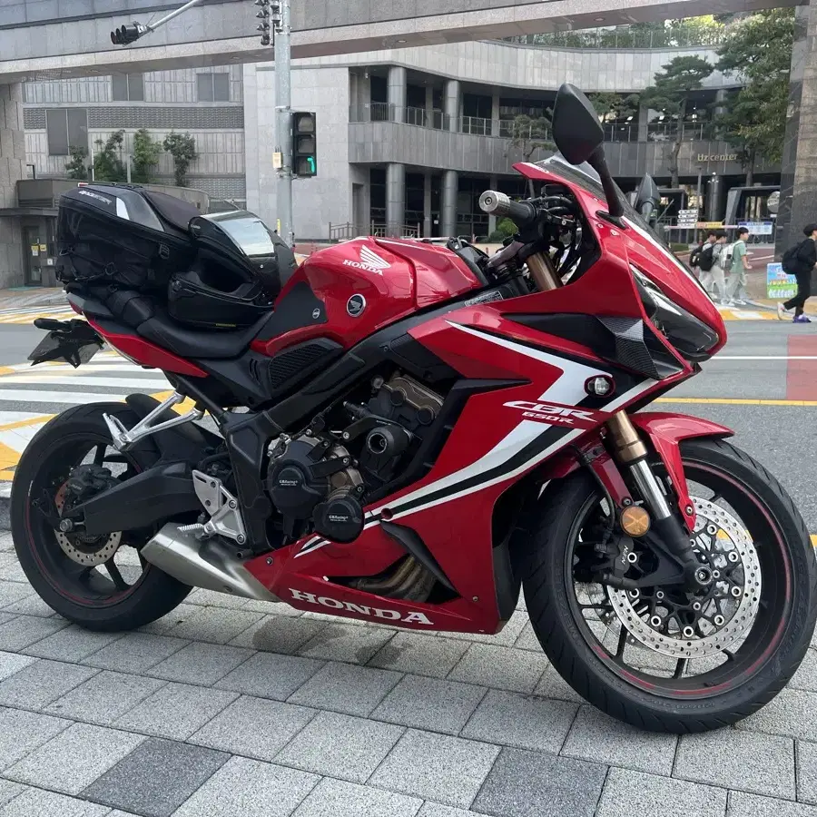 부산 cbr650r 19년식