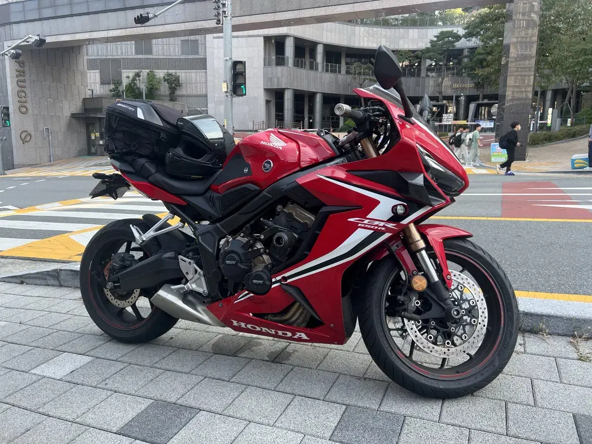 부산 cbr650r 19년식