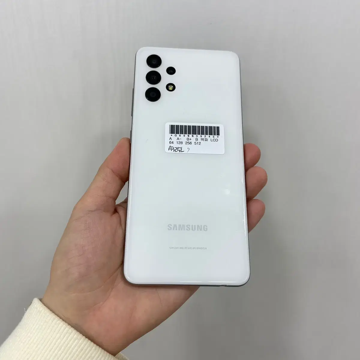 갤럭시A32 화이트 64GB 부산 중고폰 팝니다 39245