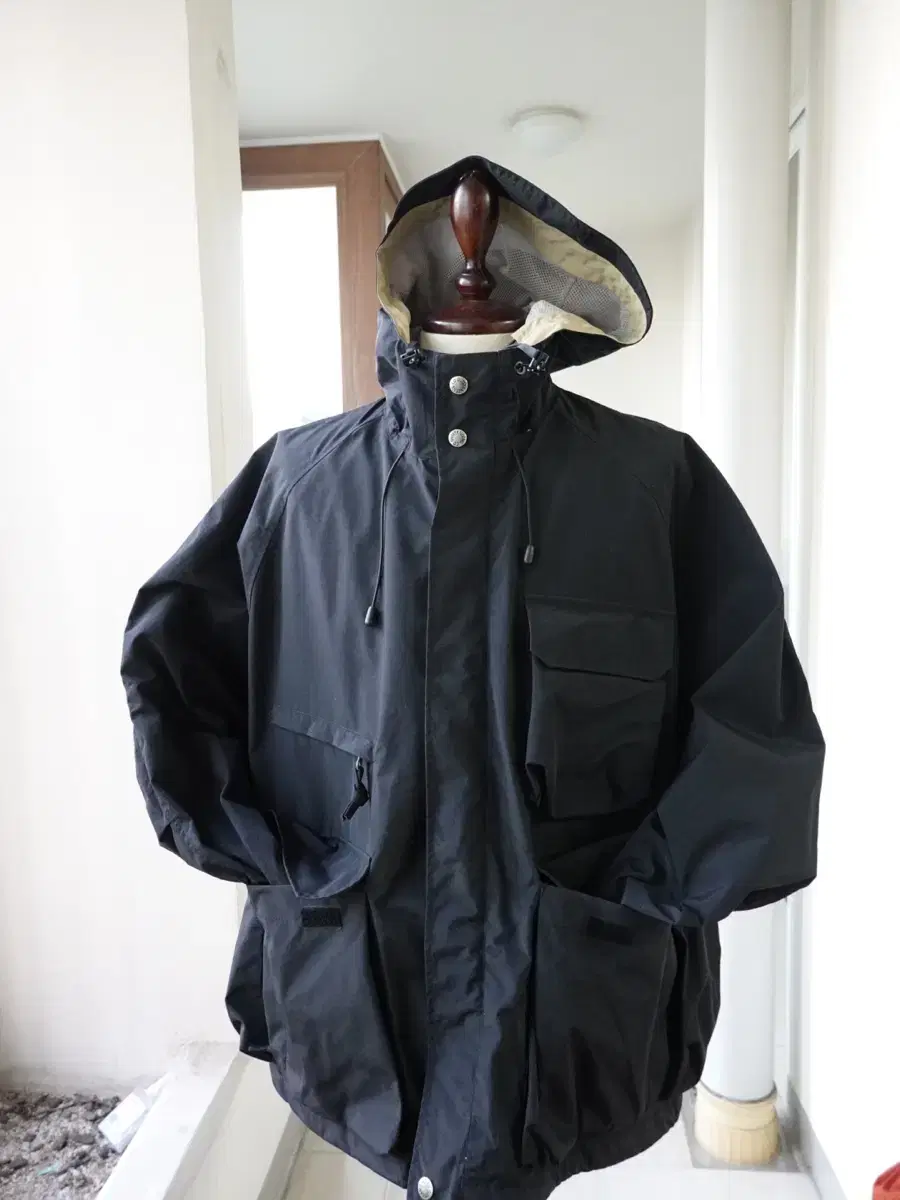 Outstanding Windproof Jacket (size 3 /XL)