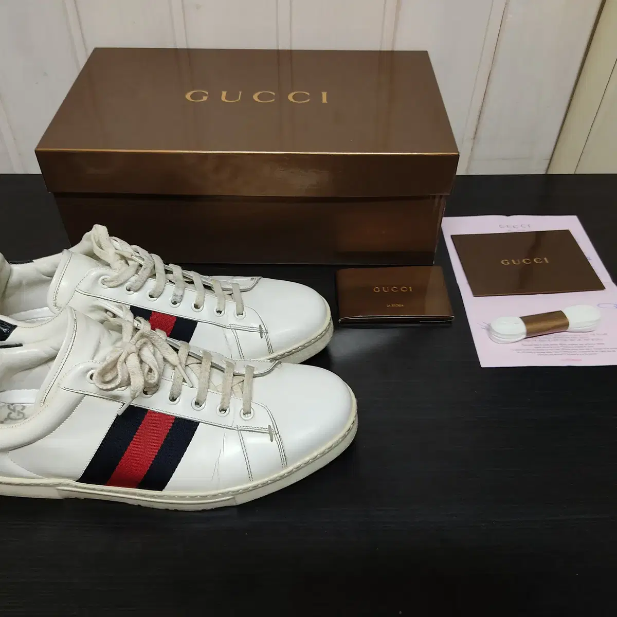 GUCCI 125375 A7120 9064