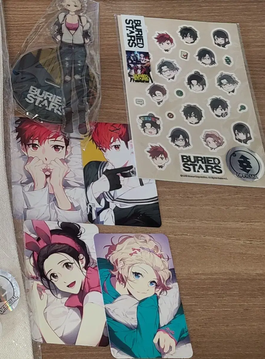 [Sell] Vari'd Stars Official Goods