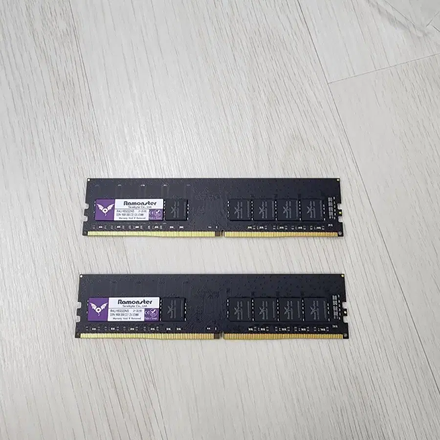 ddr4 16g 3200클럭 램 팝니다 램몬스터 블랙