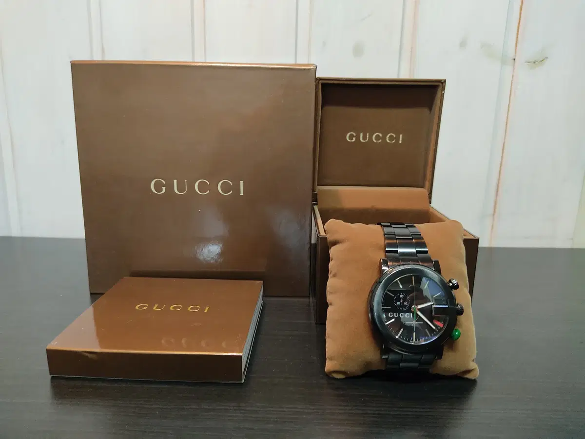 GUCCI 101M 크로노 44MM 블랙