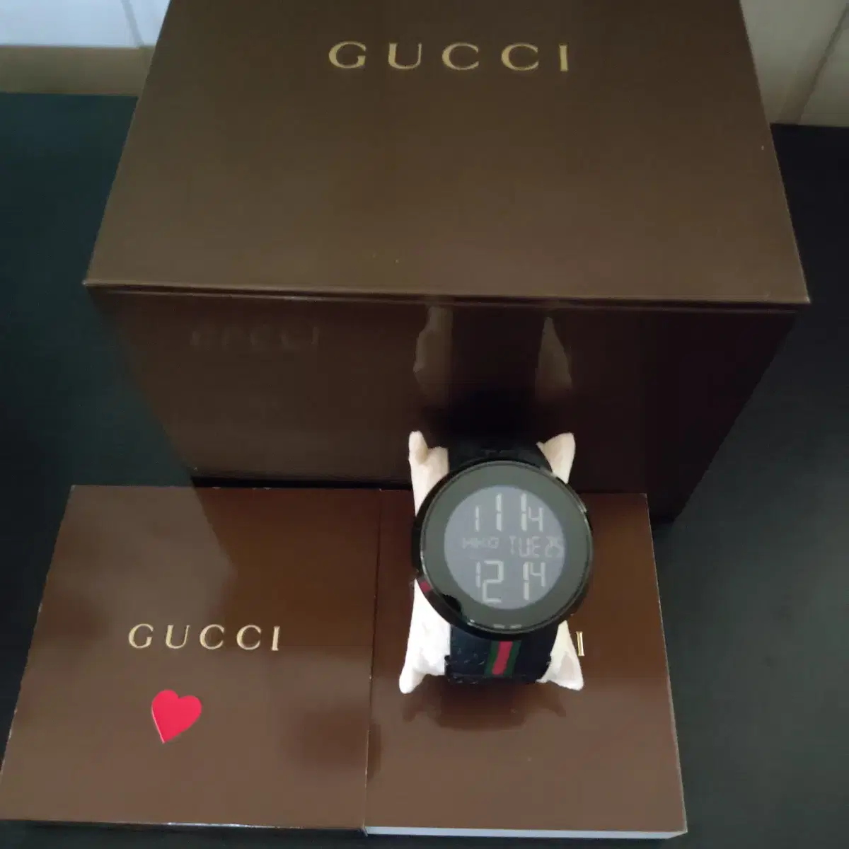 GUCCI YA114207