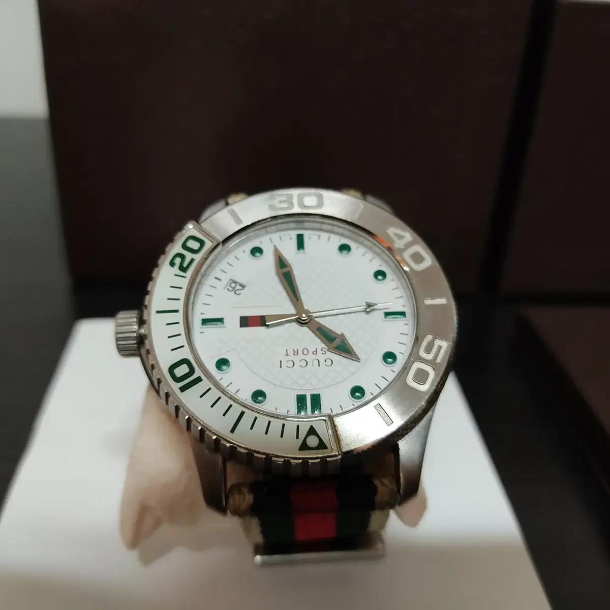 GUCCI YA126231