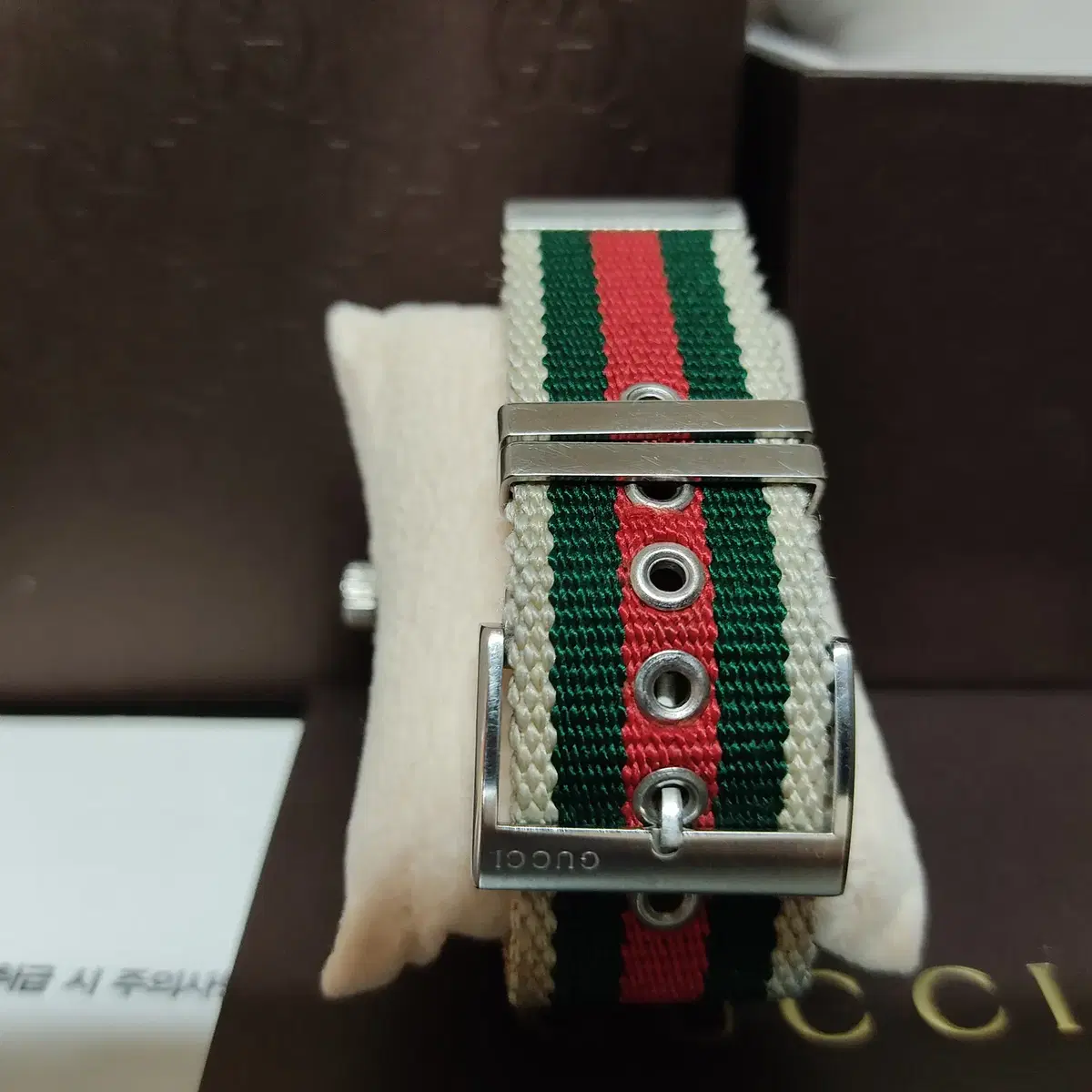 GUCCI YA126231