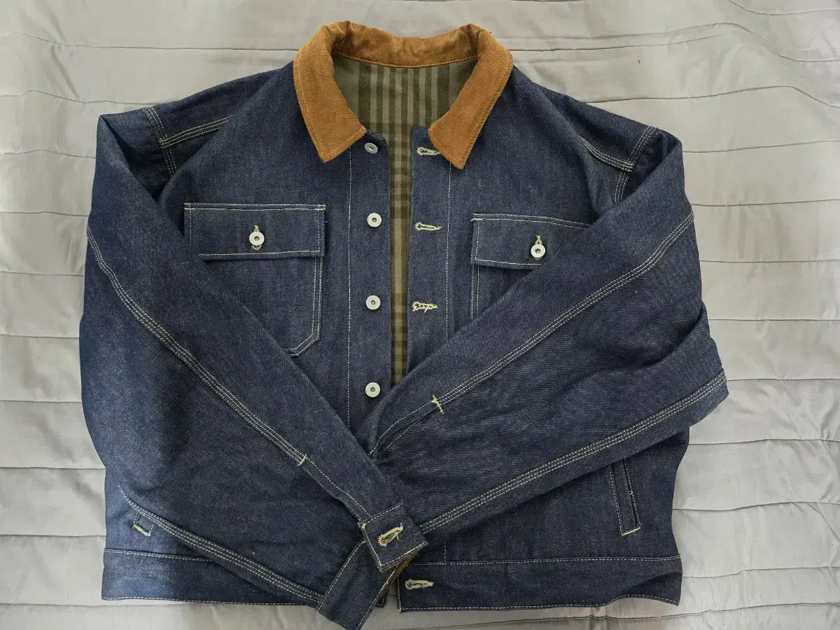 E.JI Season 6 sample denim jacket M size sell. yzy kanye