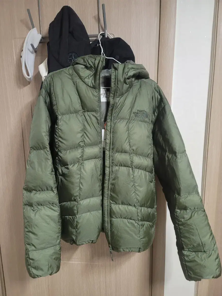 List Price 20 The North Face Padded (L) Real Thug