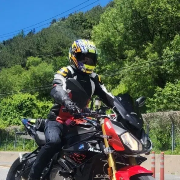 bmw s1000r 판매