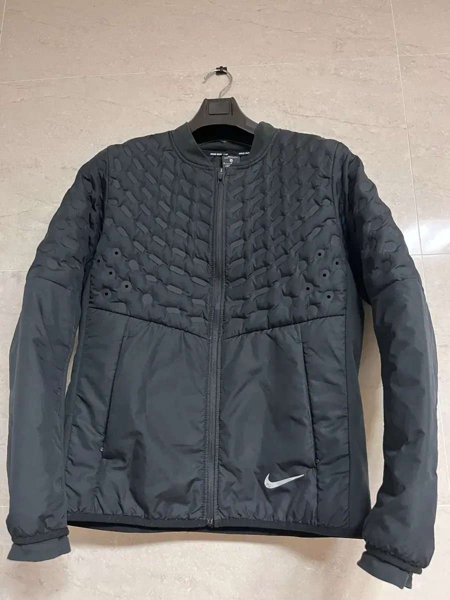 [M] Nike Men's Aeroloft Jacket Almost New