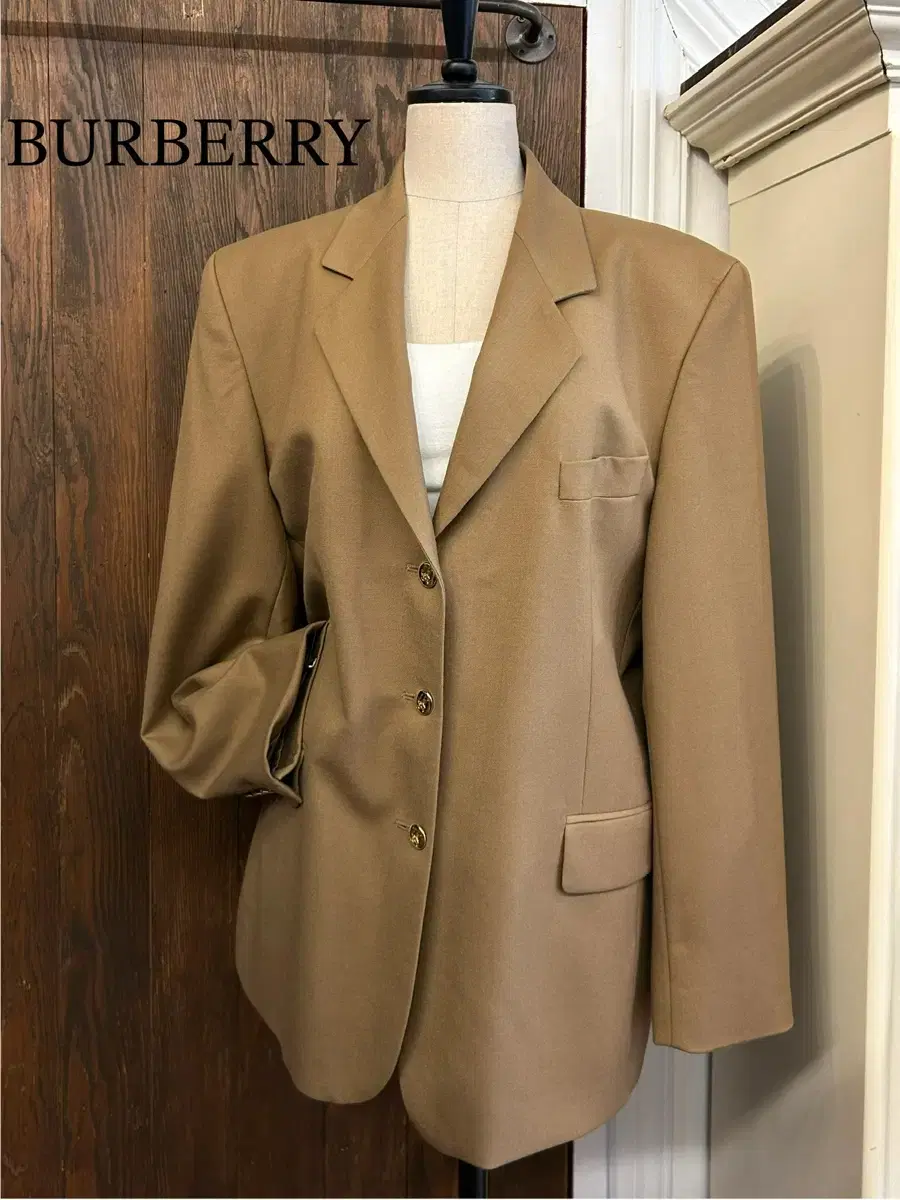 Burberry Genuine Camel Gold Buttoned Single Jacket