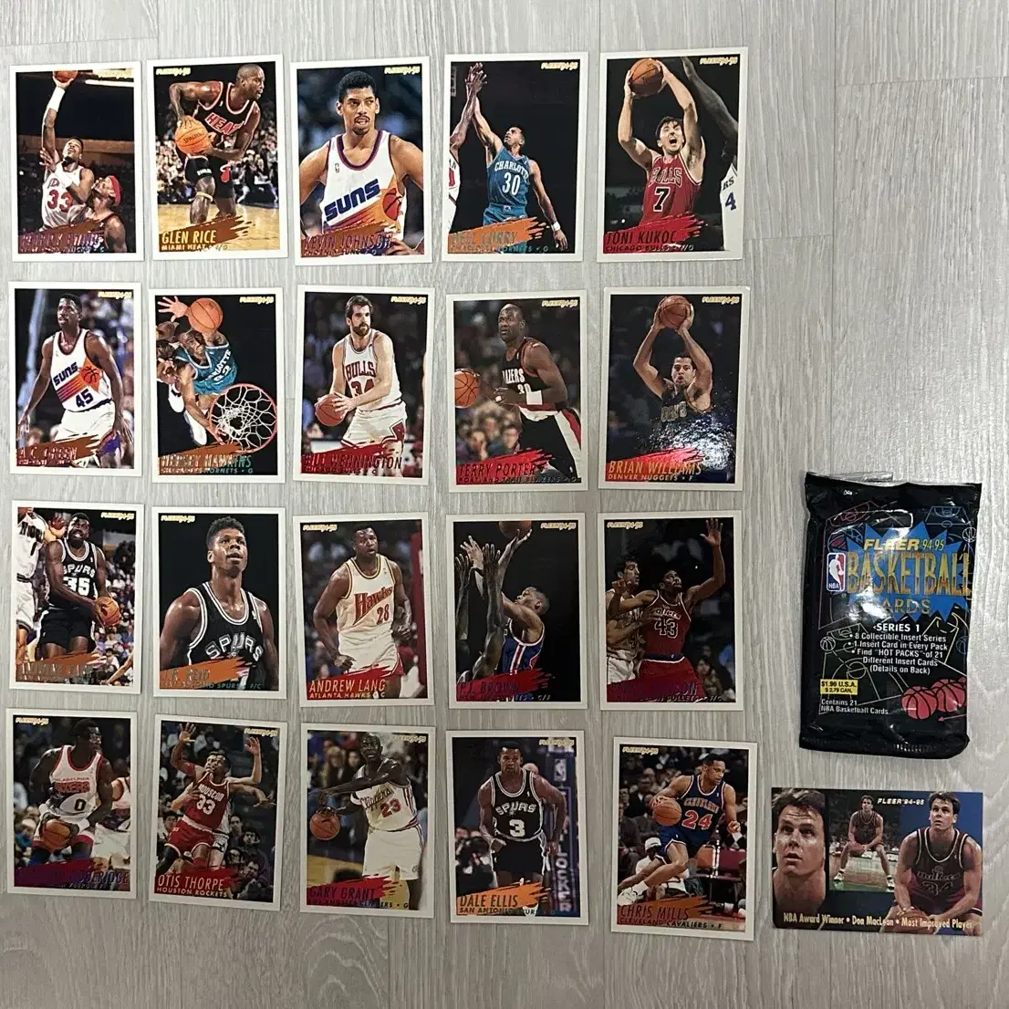 최종 가격) fleer 94~95 nba 카드 1팩 21장