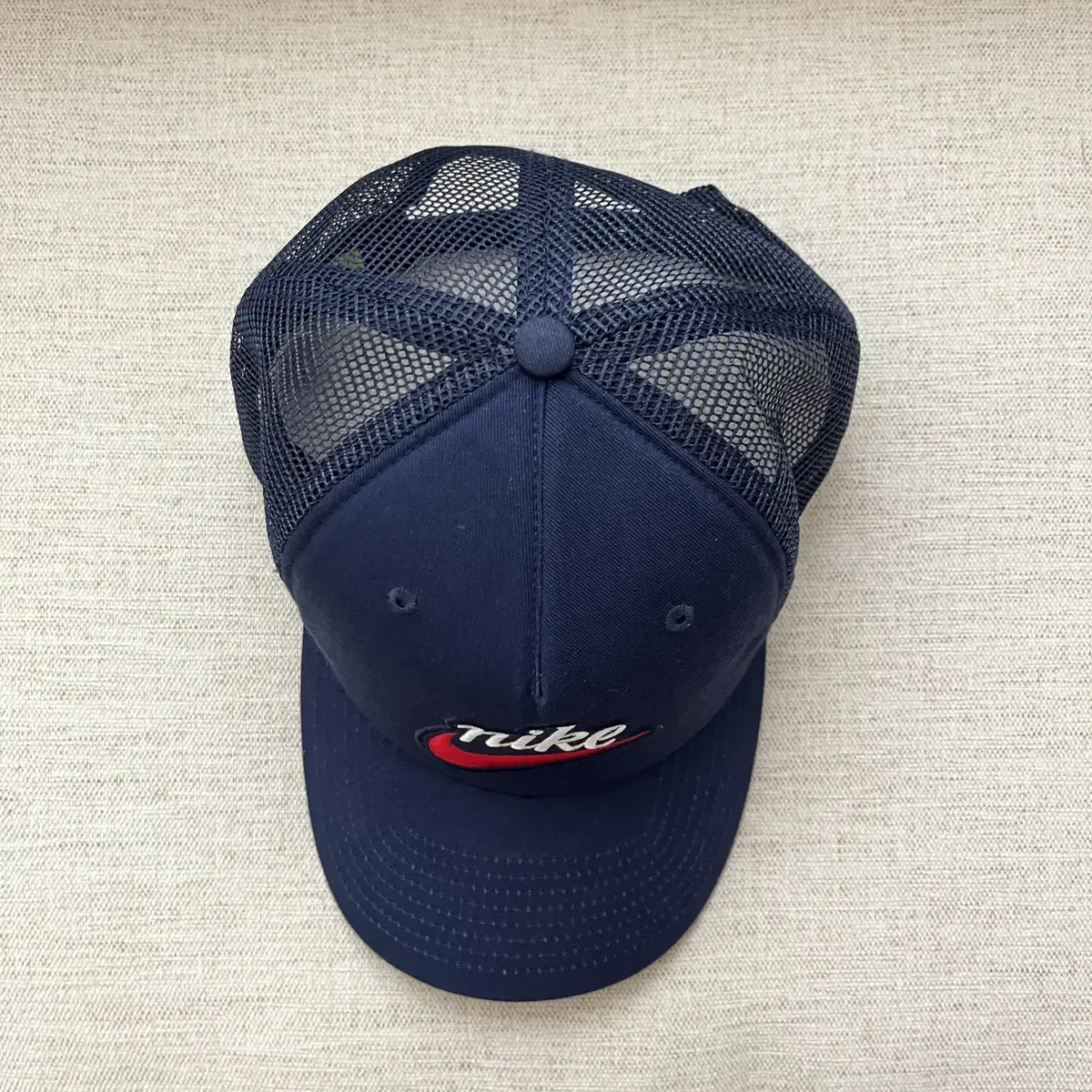 NIKE classic 99 Trucker Cap