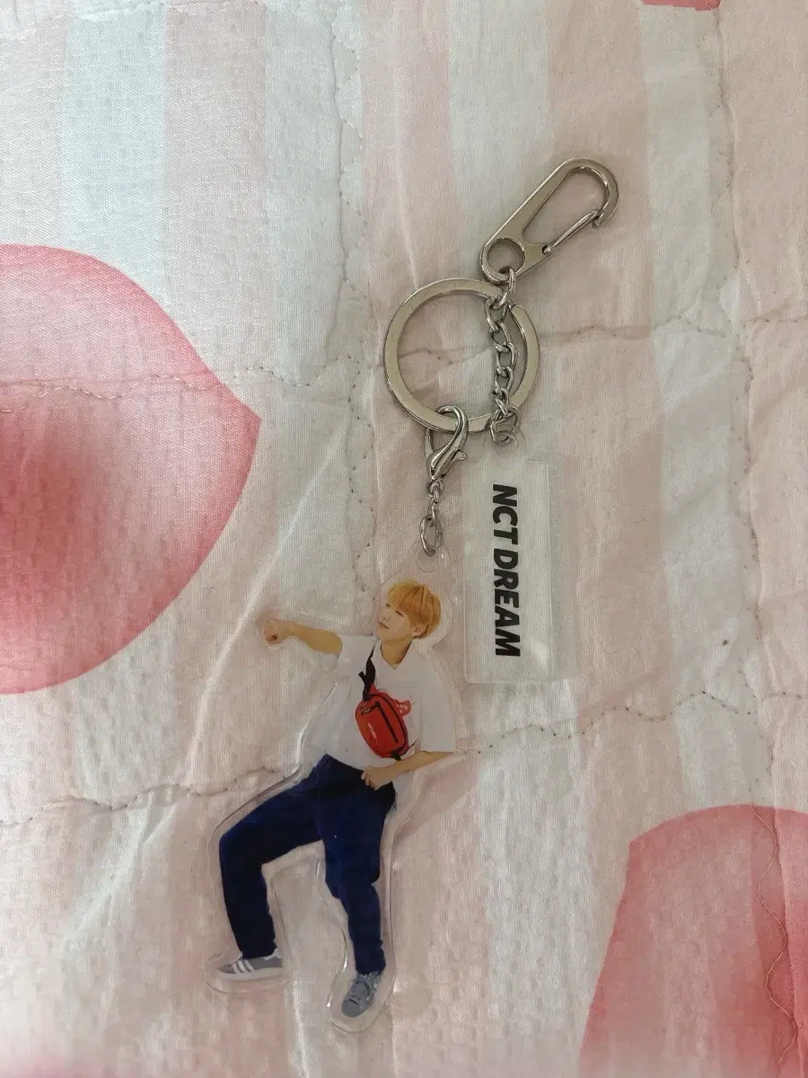 Full md NCT WeeGoUp renjun acrylic Keyring