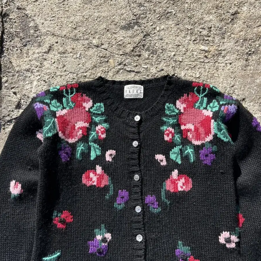 VINTAGE IKUKO EMBROIDERED 빈티지자수가디건