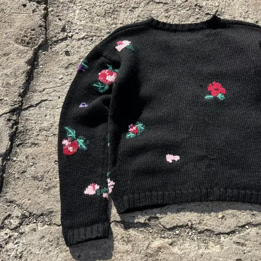 VINTAGE IKUKO EMBROIDERED 빈티지자수가디건