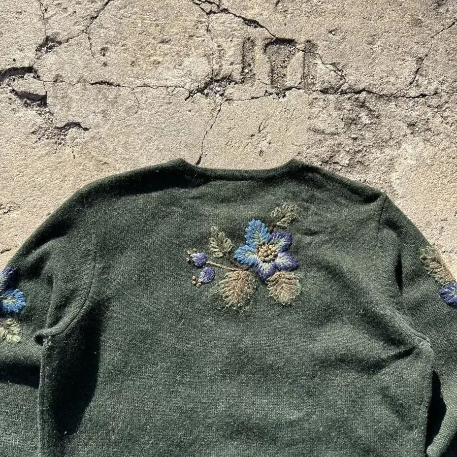 VINTAGE TALBOTS EMBROIDERED 빈티지가디건 울가디건