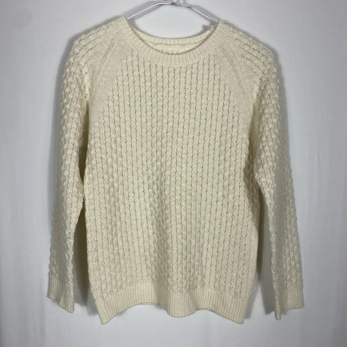 Wave Point Ivory Knit