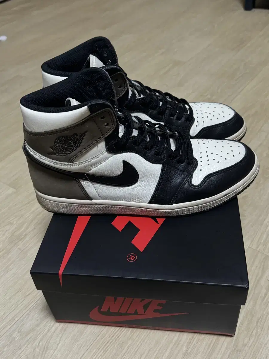 조던1 하이  다크모카 270 jordan1 high dark moca