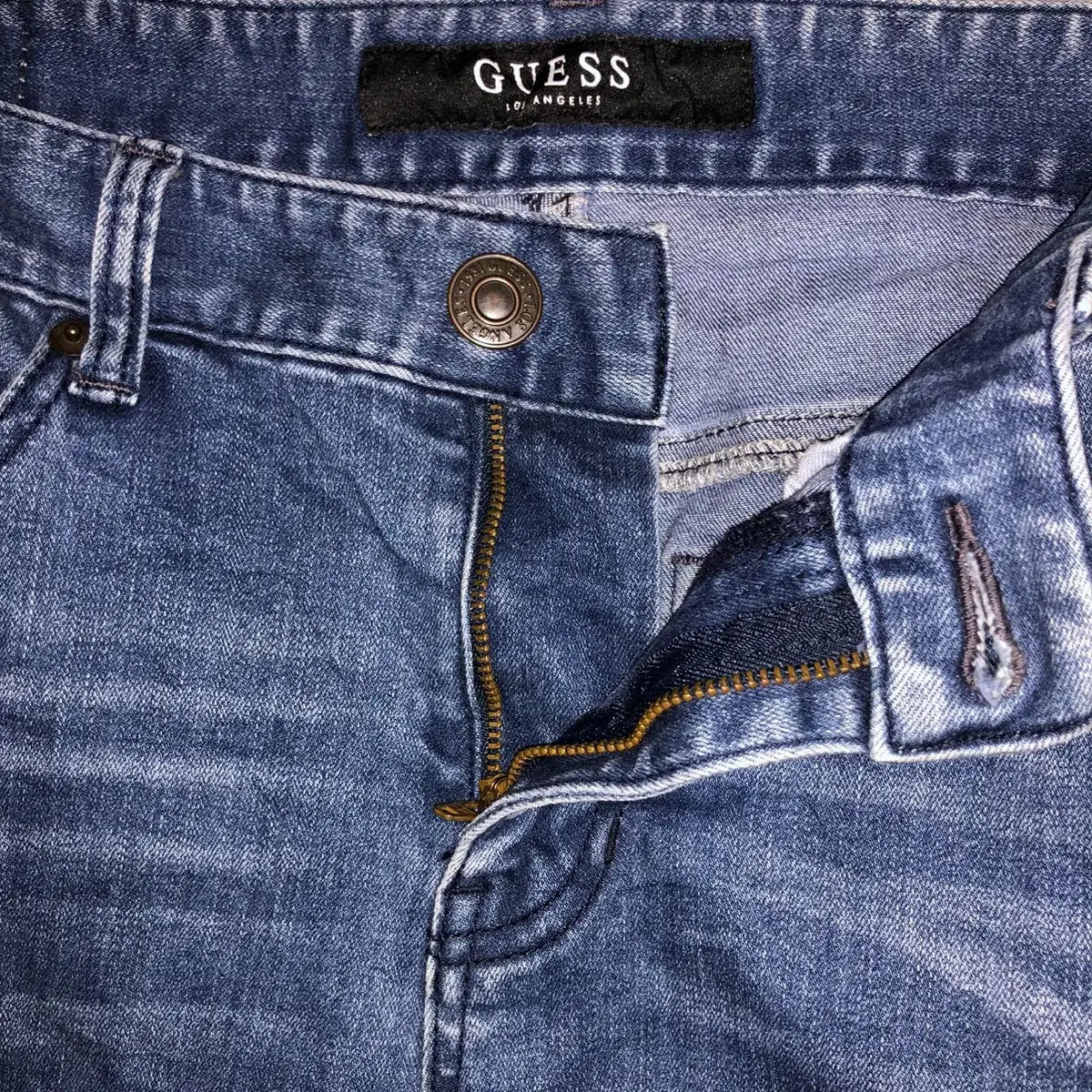 GUESS 슬림 핏 데님 팬츠 (w30)