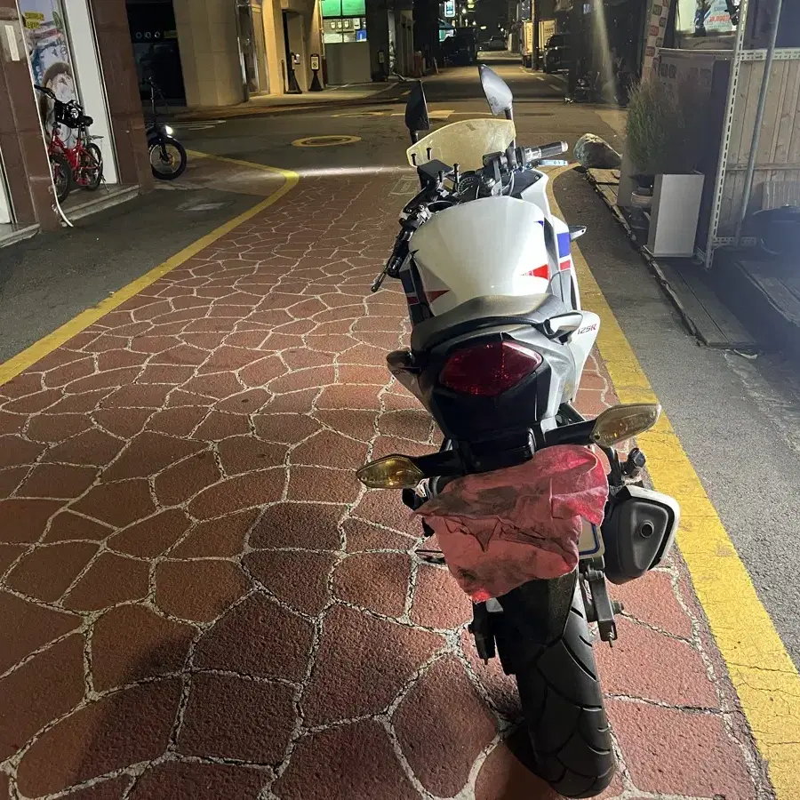 cbr125 16년식