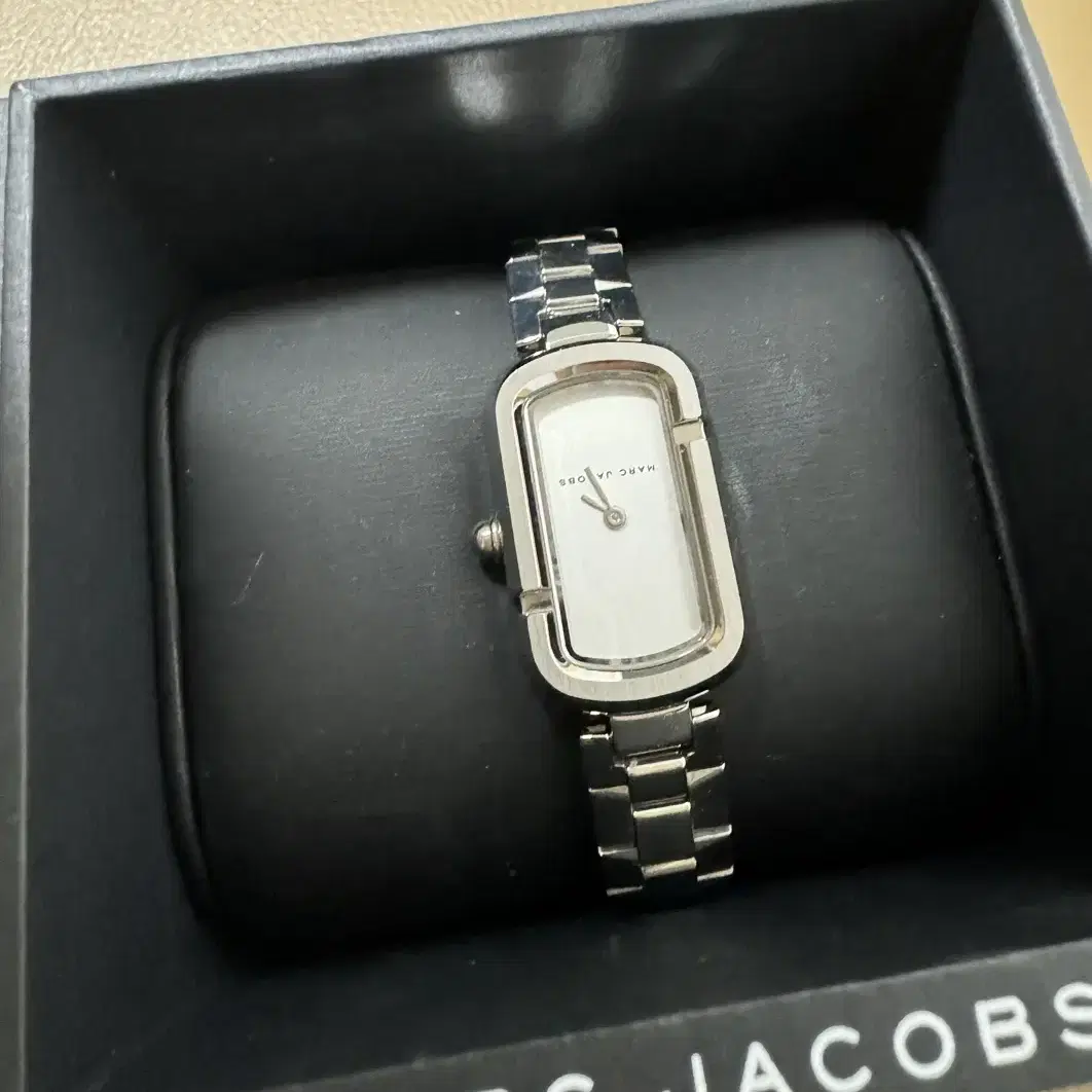 마크제이콥스 시계  Marc Jacobs 새거