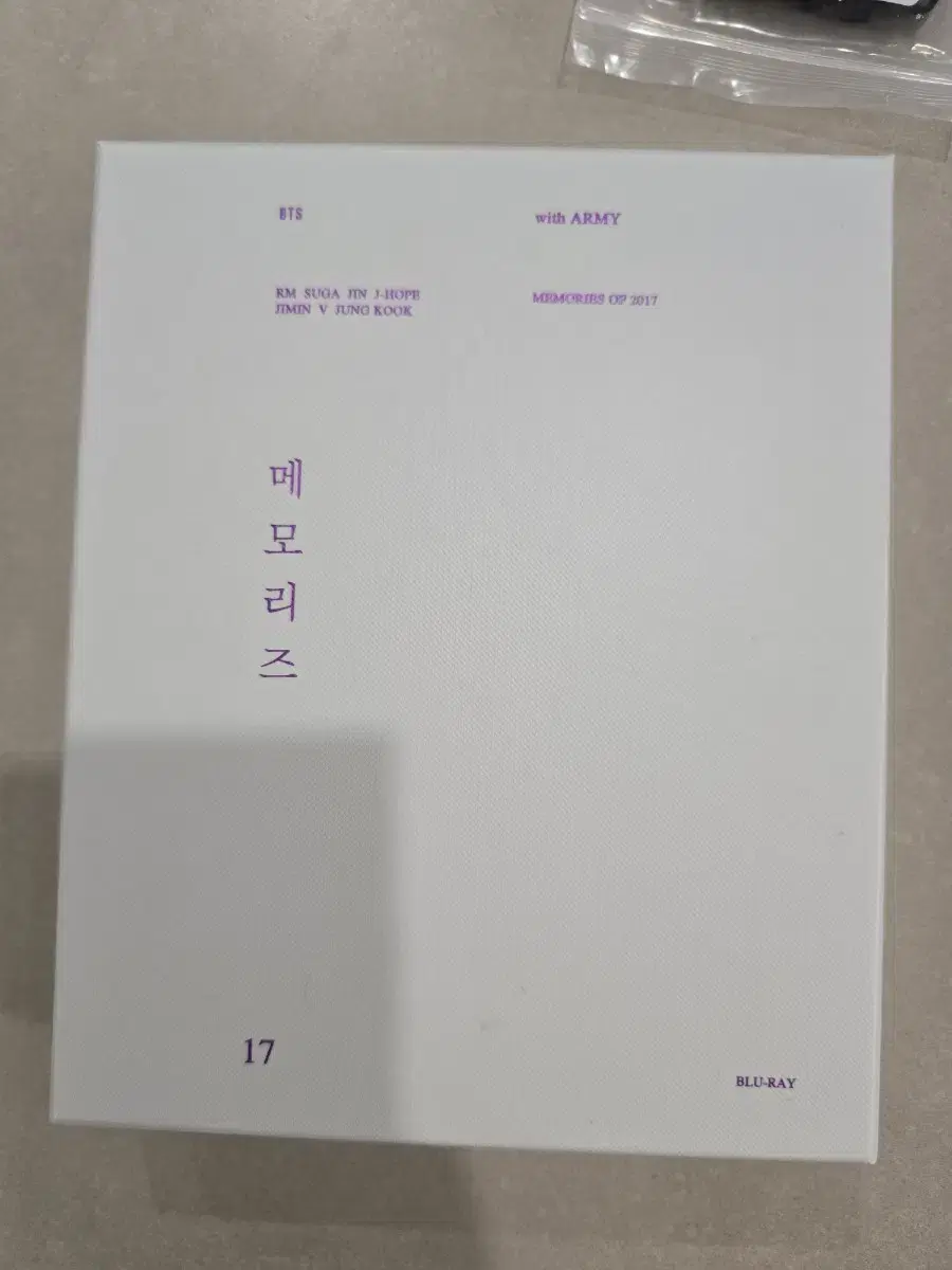 BTS Memories 2017 blu-ray - Photocard X