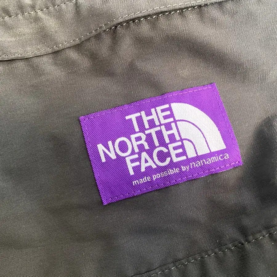 The north face (퍼플라벨)크로스백