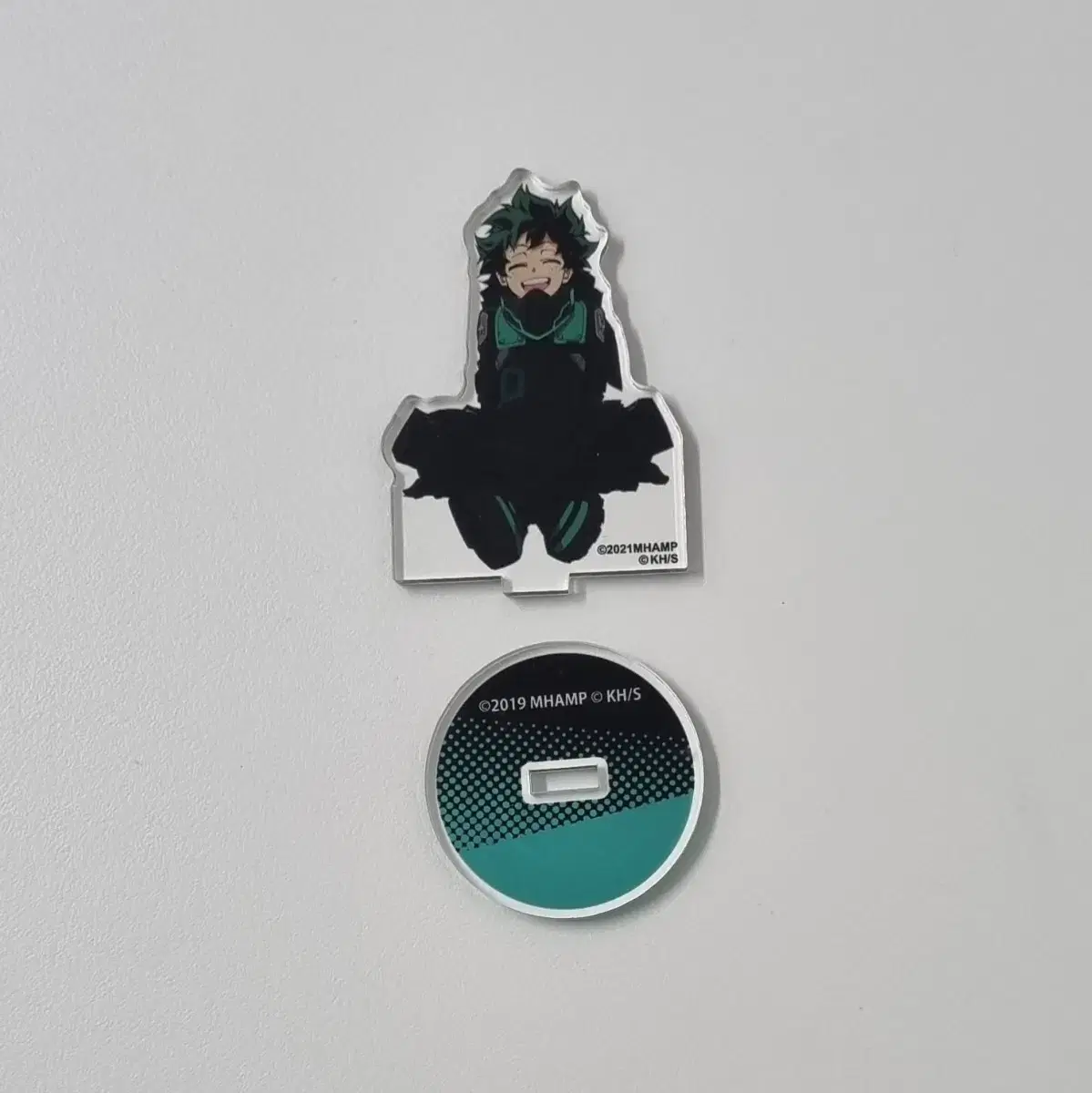 Hiroaka.nahia.deku.theatrical.version.walhimi.midoriya.acrylic-stand sells.