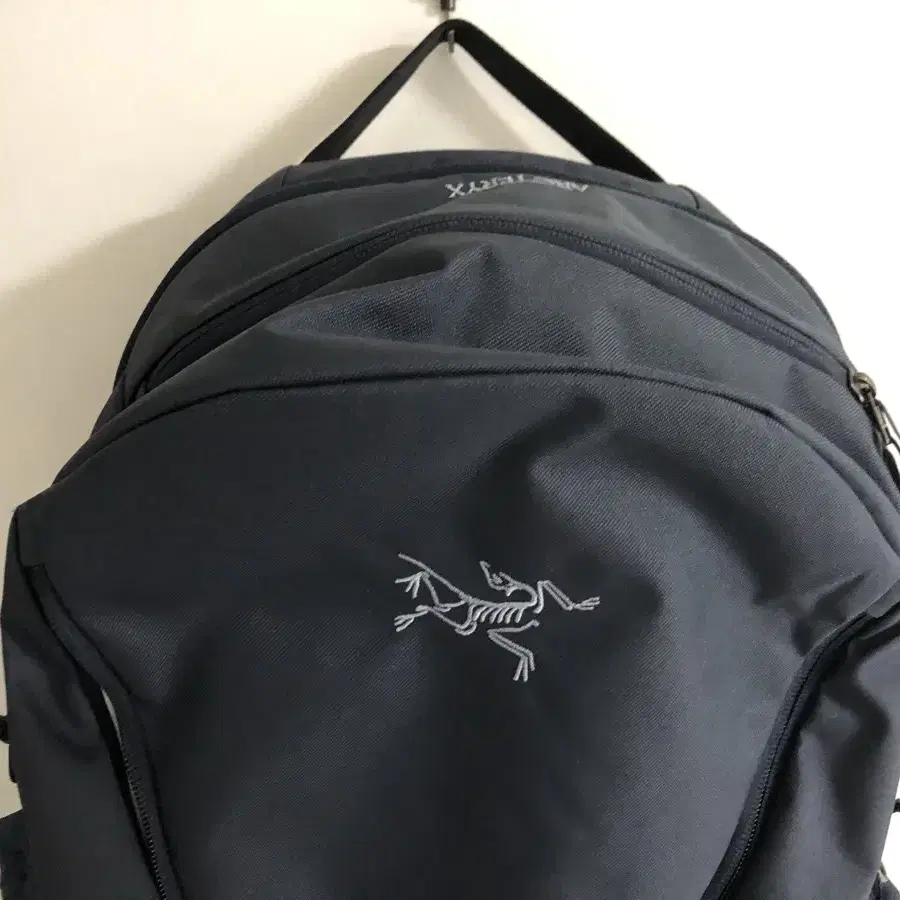 Arcteryx 아크테릭스맨티스 26 블랙 사파이어 네이비