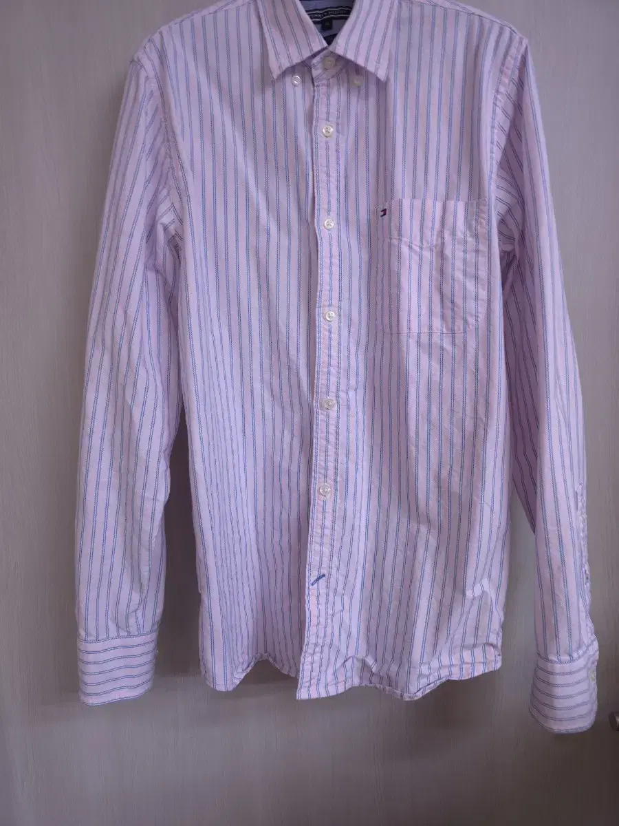 Tommy Pink Vertical Stripe Shirt (size slim 100)