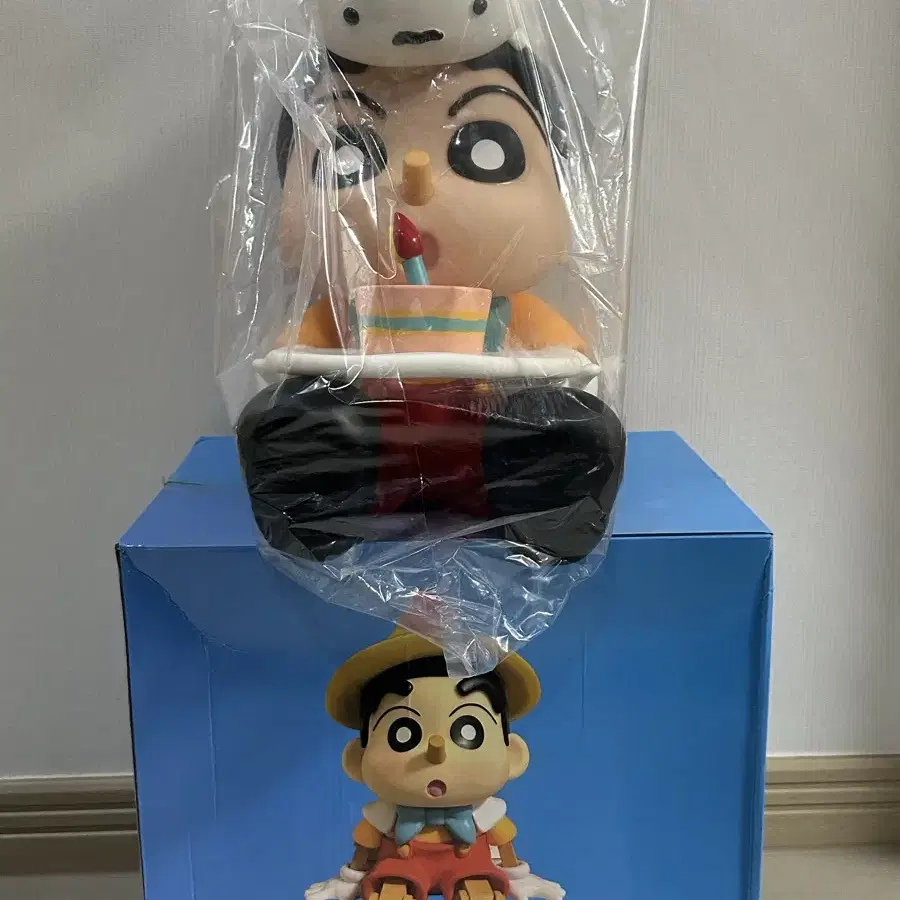 [새상품] 피노키오 휜둥이 생일케이크 짱구대형피규어 53cm