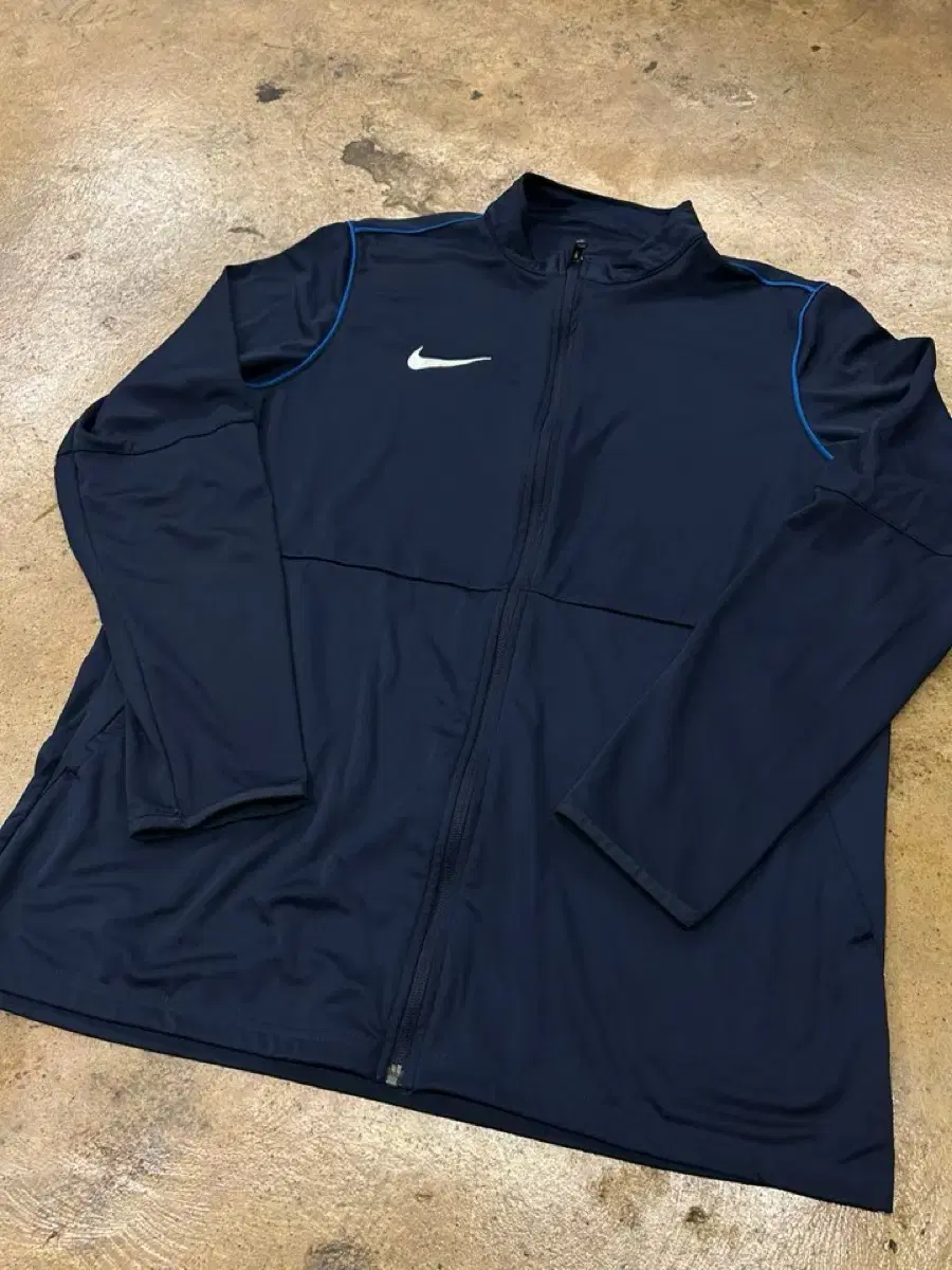 (Authentic/XL) NikeDri-FitTrackTopJerseyZip UpNavy