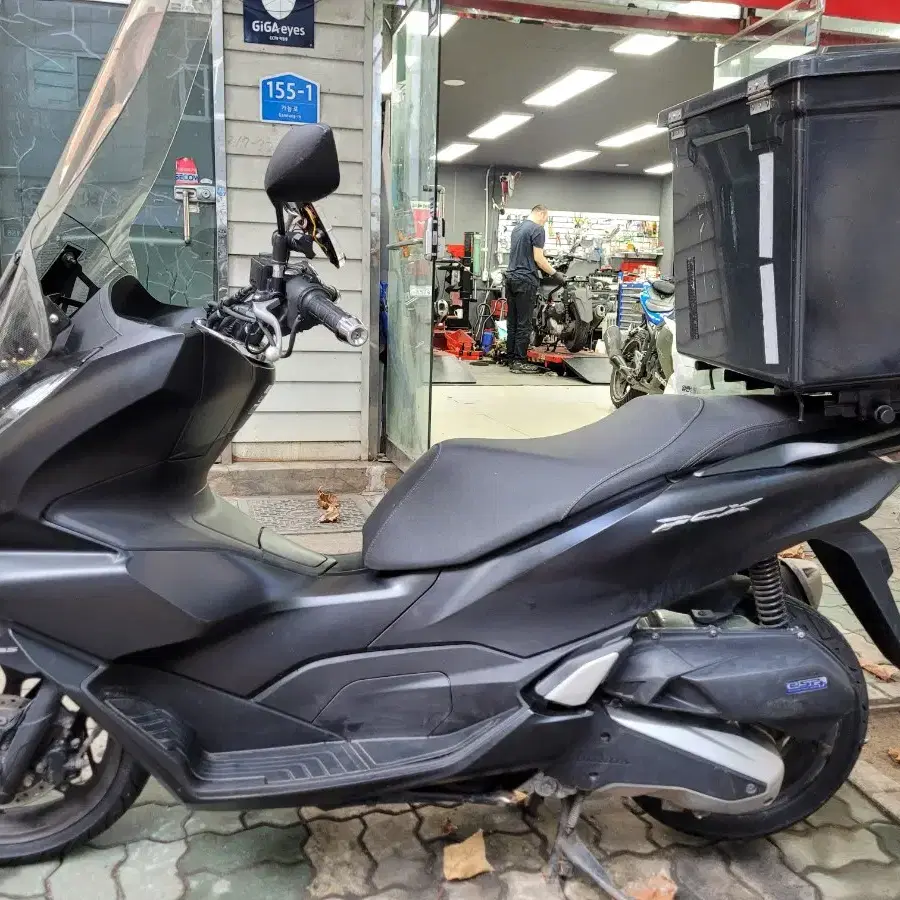 22년식 PCX125abs 판매합니다.