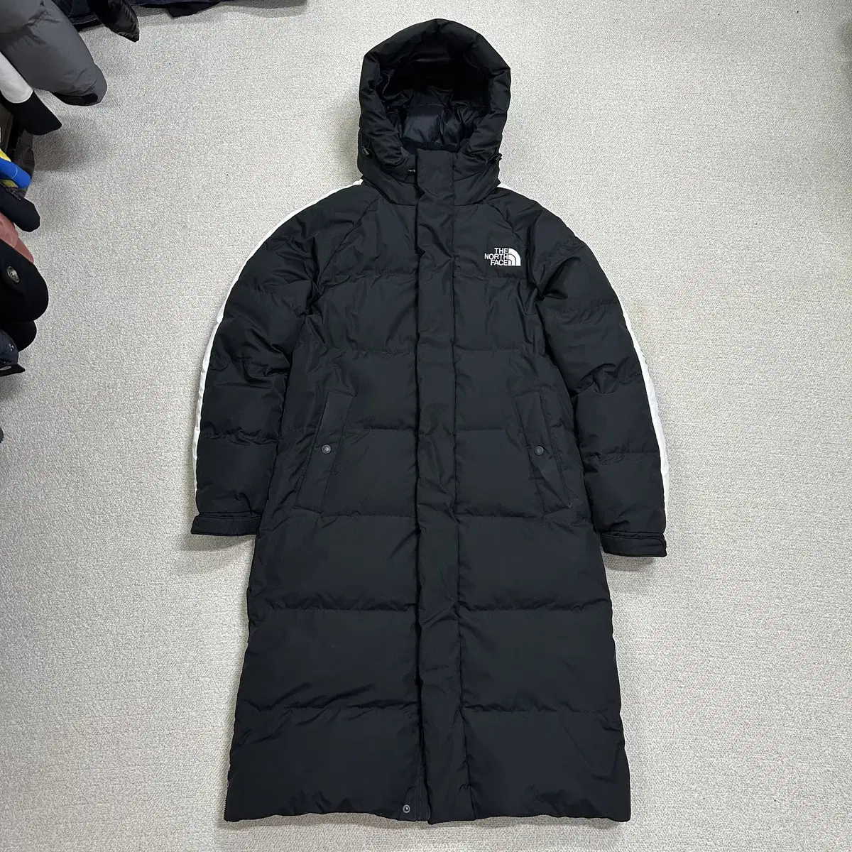 [S] The North Face White Belle Long Puffer Parka Black 0612