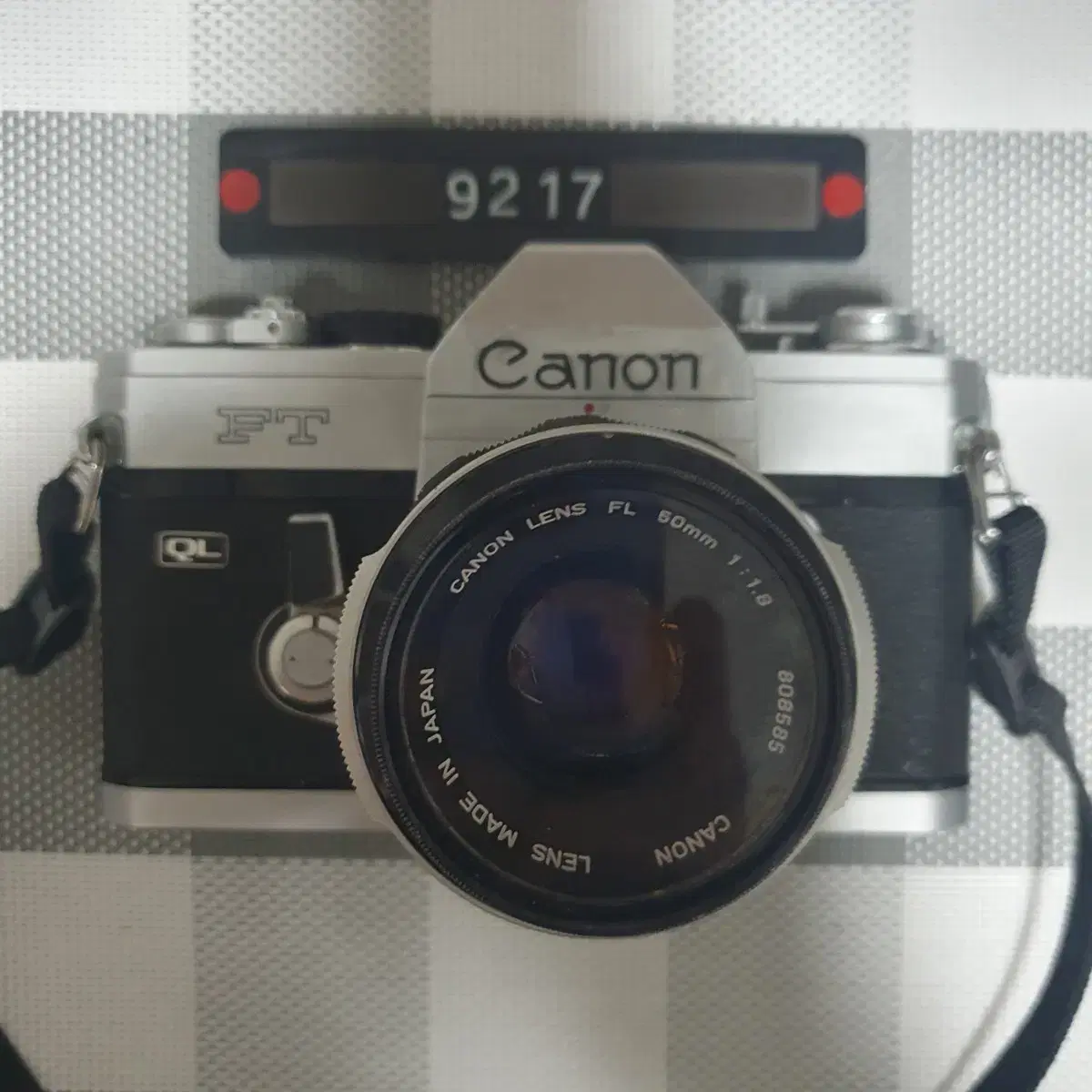 Canon FT QL 1.8-inch Single Lens Film Camera