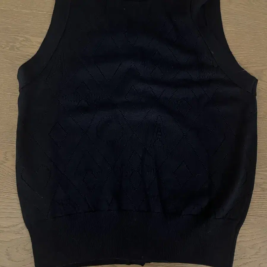 다이애그널 logo punching vest