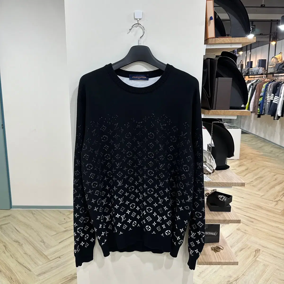 Louis Vuitton Monogram Gradient Knit XXL