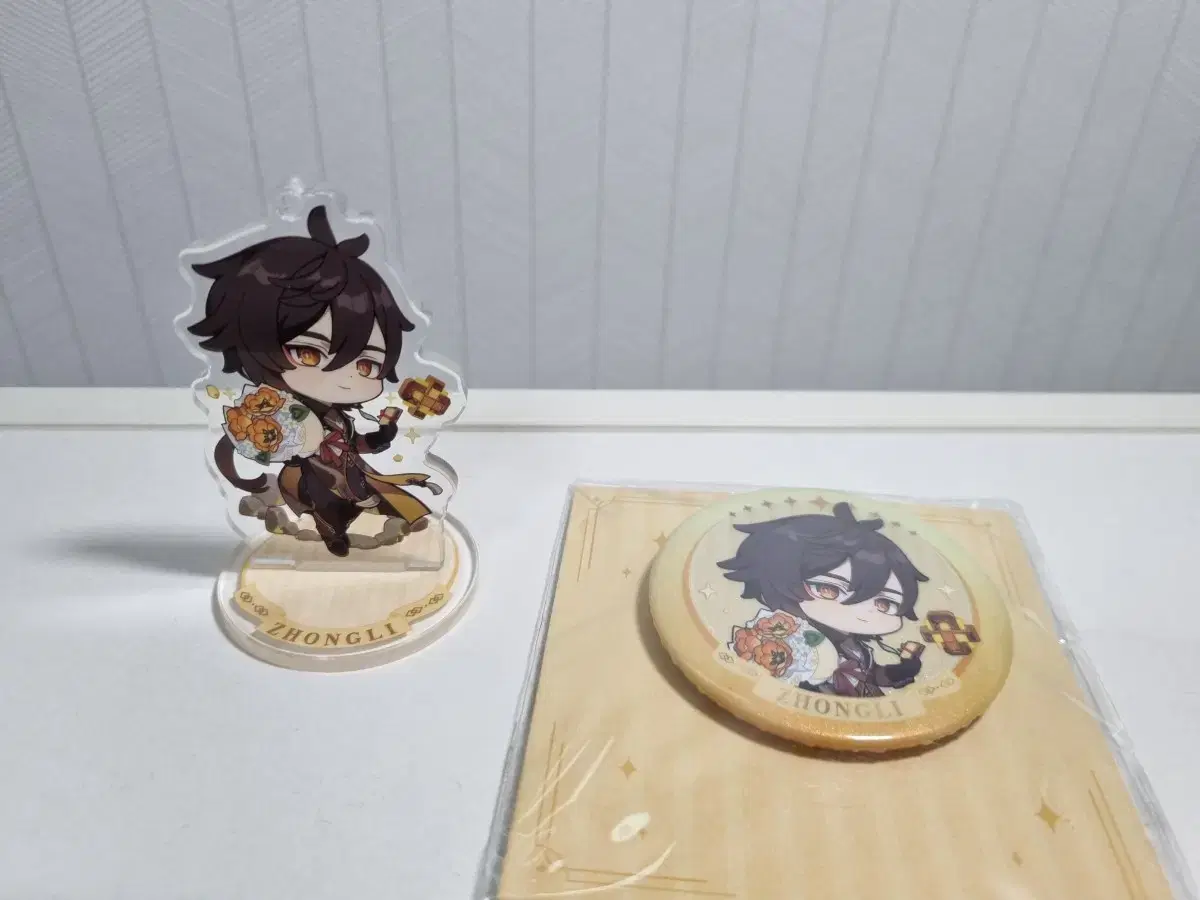 Genshin Impact Palm Q Edition acrylic stand +Canbadge