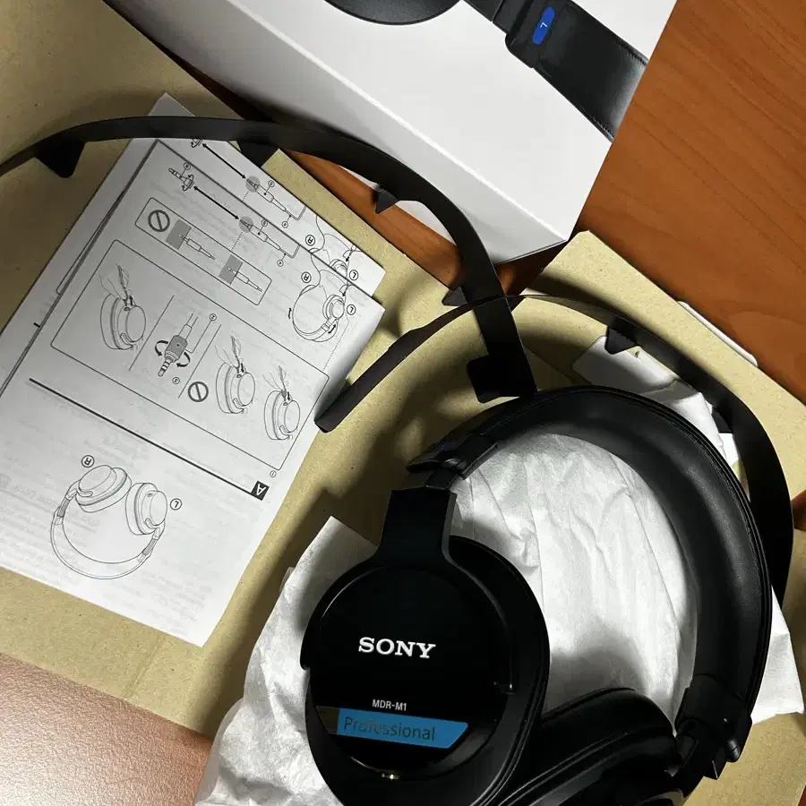 sony MDR-M1