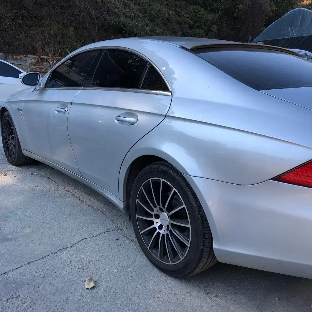 벤츠 CLS350 W219 2005년식 053253 분해 판매합니다