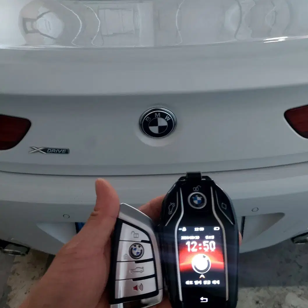 BMW 6시리즈 스페어키 여분키로 최신형 LCD 디지털키로 추가 제작