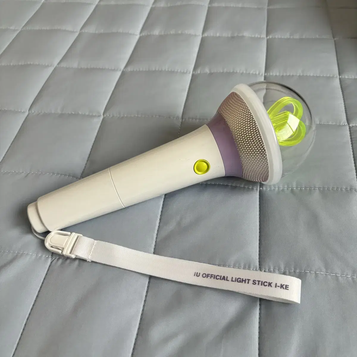 Ike iu lightstick+hereh telescope