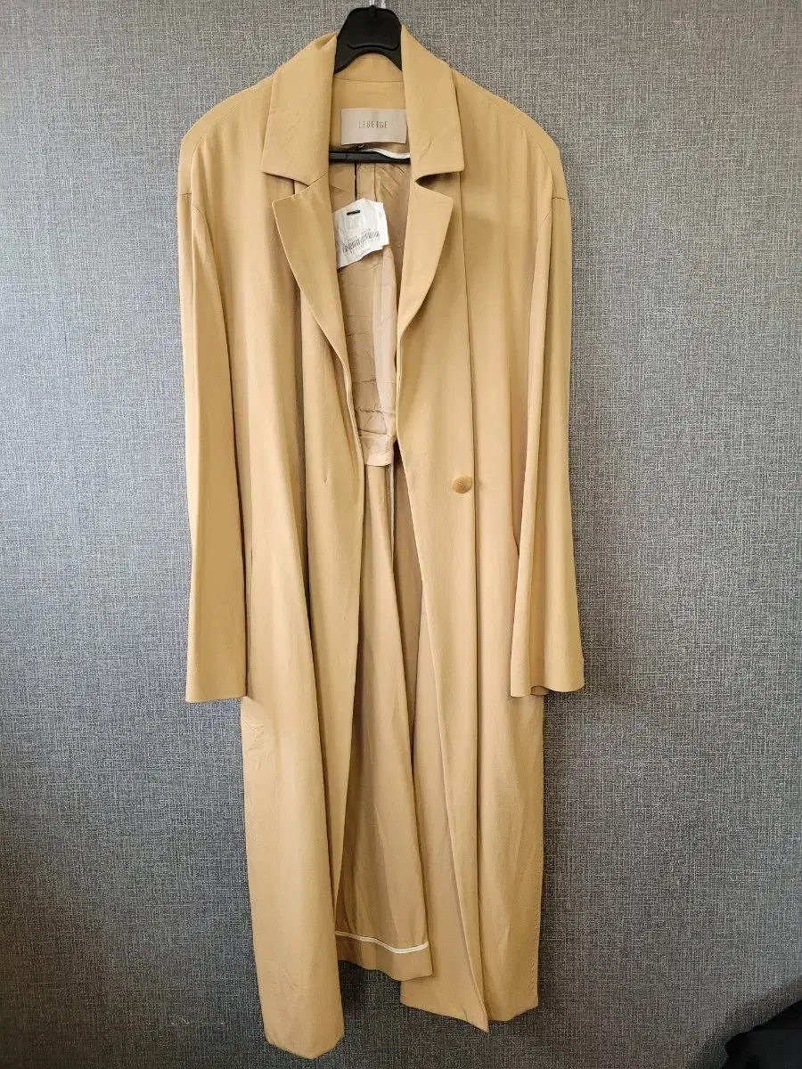 Long Barbary Jacket Coat in Le Beige / 66 (Original)