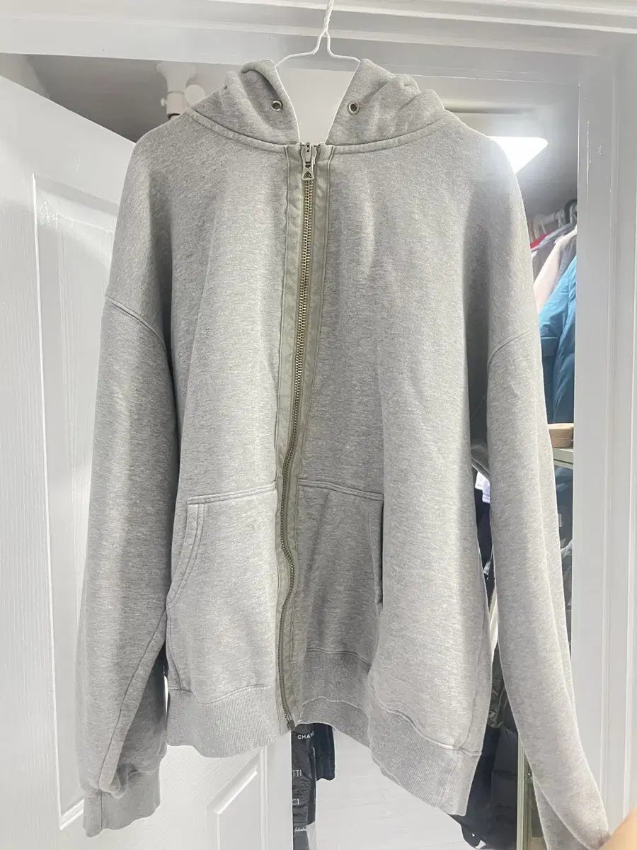 Blindfolded Piles Hooded Zip-up Grey XL