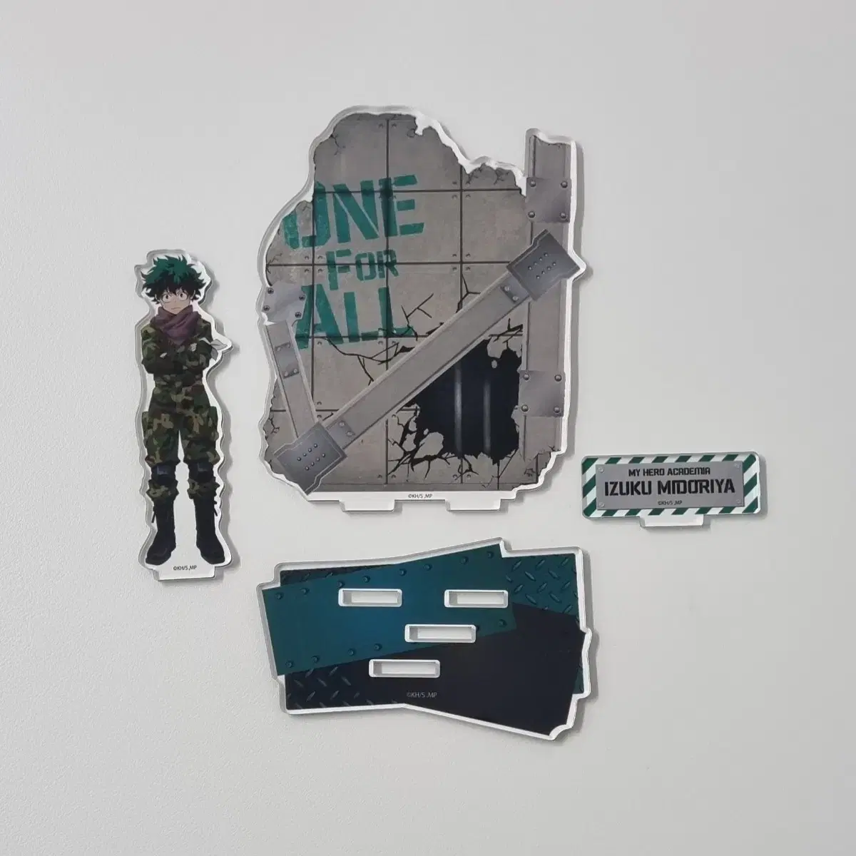 Hiroaka.Midoriya.Deku.Military.Uniform.Camouflage.Camouflage.Acrylic.Stand.for.sale.