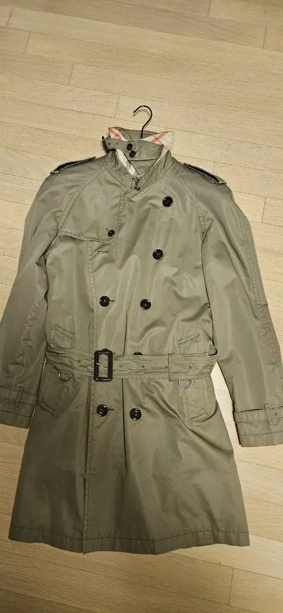 Burberry Trench coat Double-button dark bronze 100 size