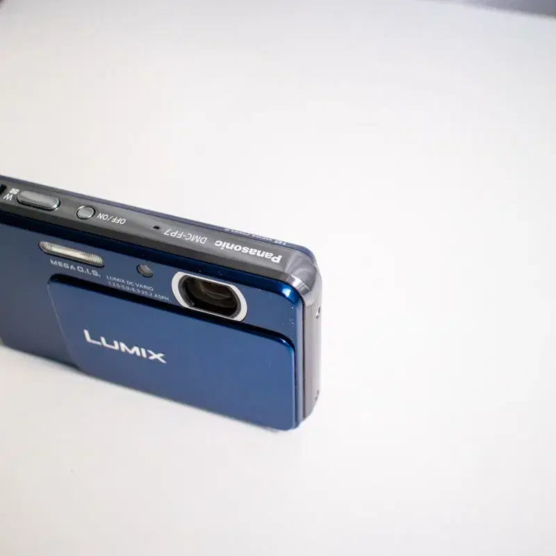 Panasonic DMC-FP7