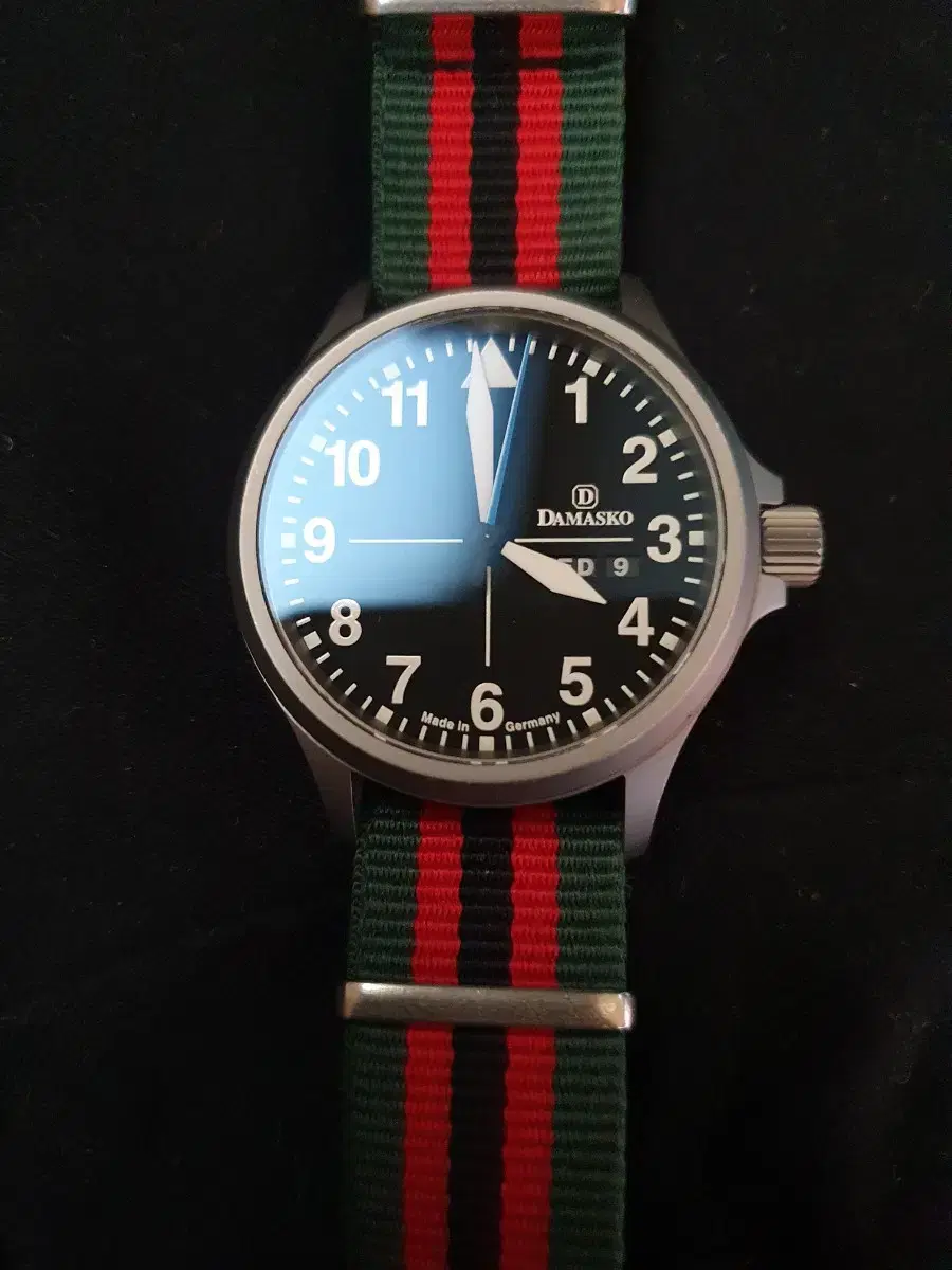 Damasko Clock